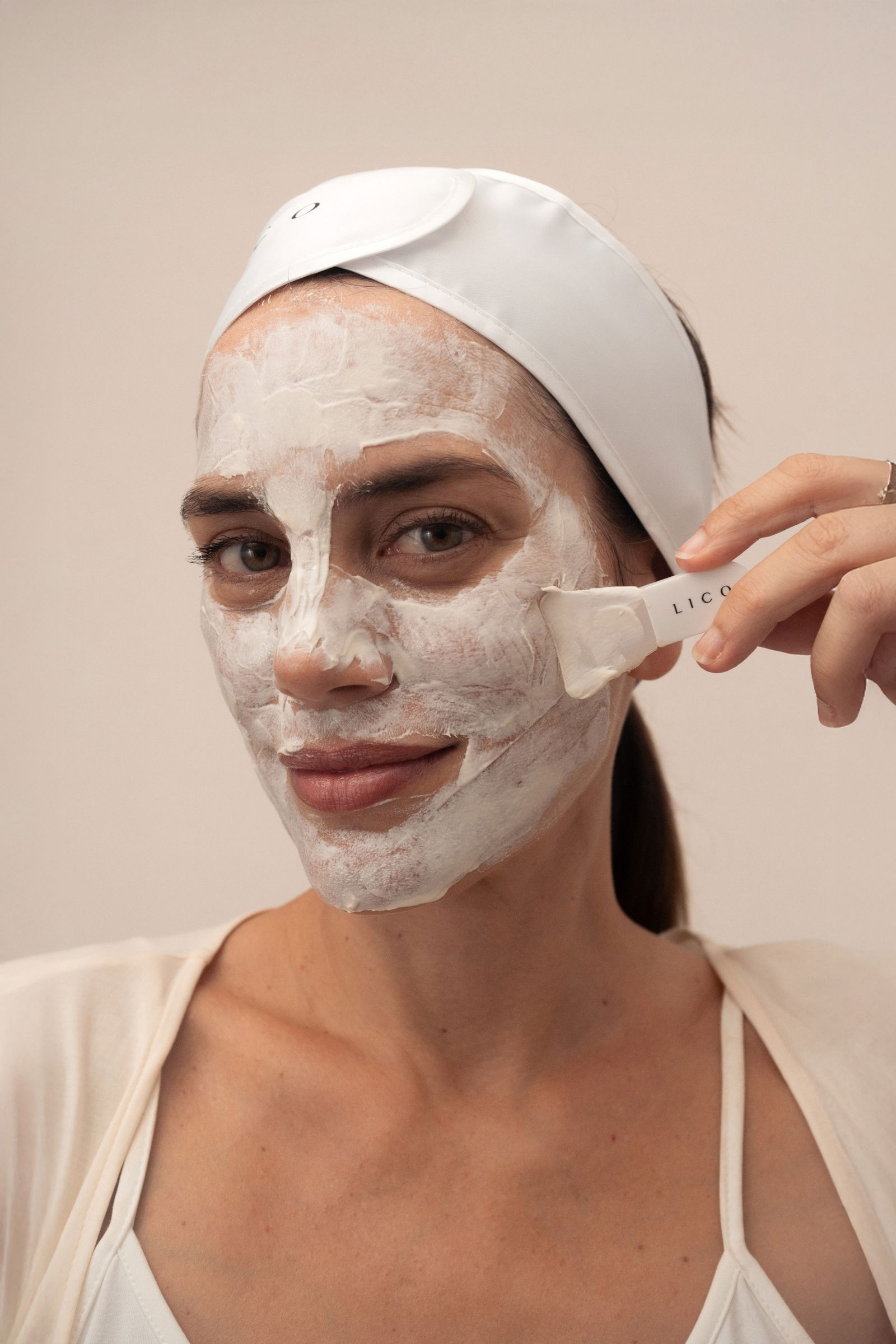 ntracellular Lifting Mask