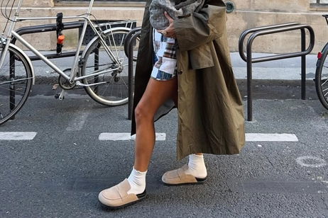 Pull&Bear tiene los zuecos que te vas a poner antes que las botas este entretiempo