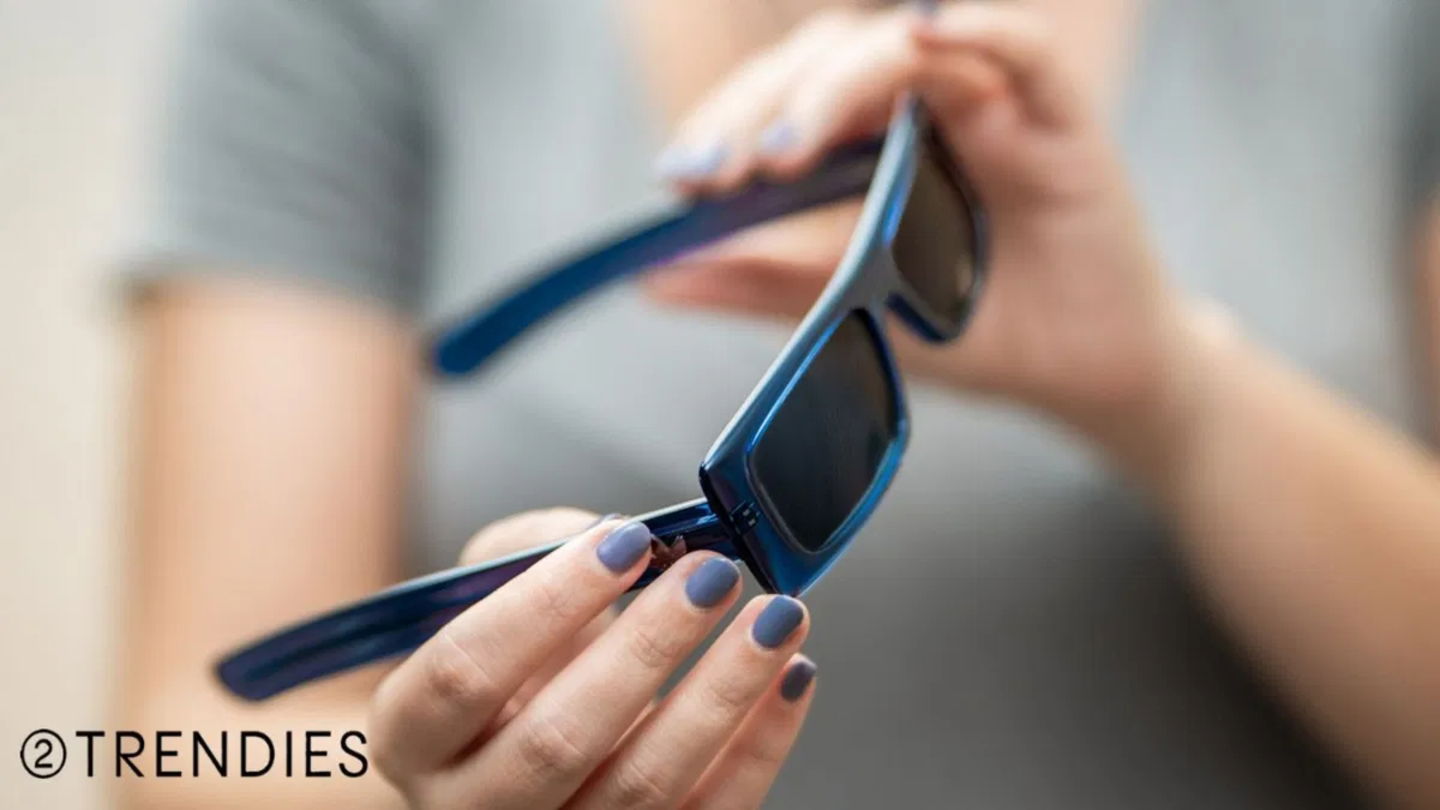 Gafas de sol azules