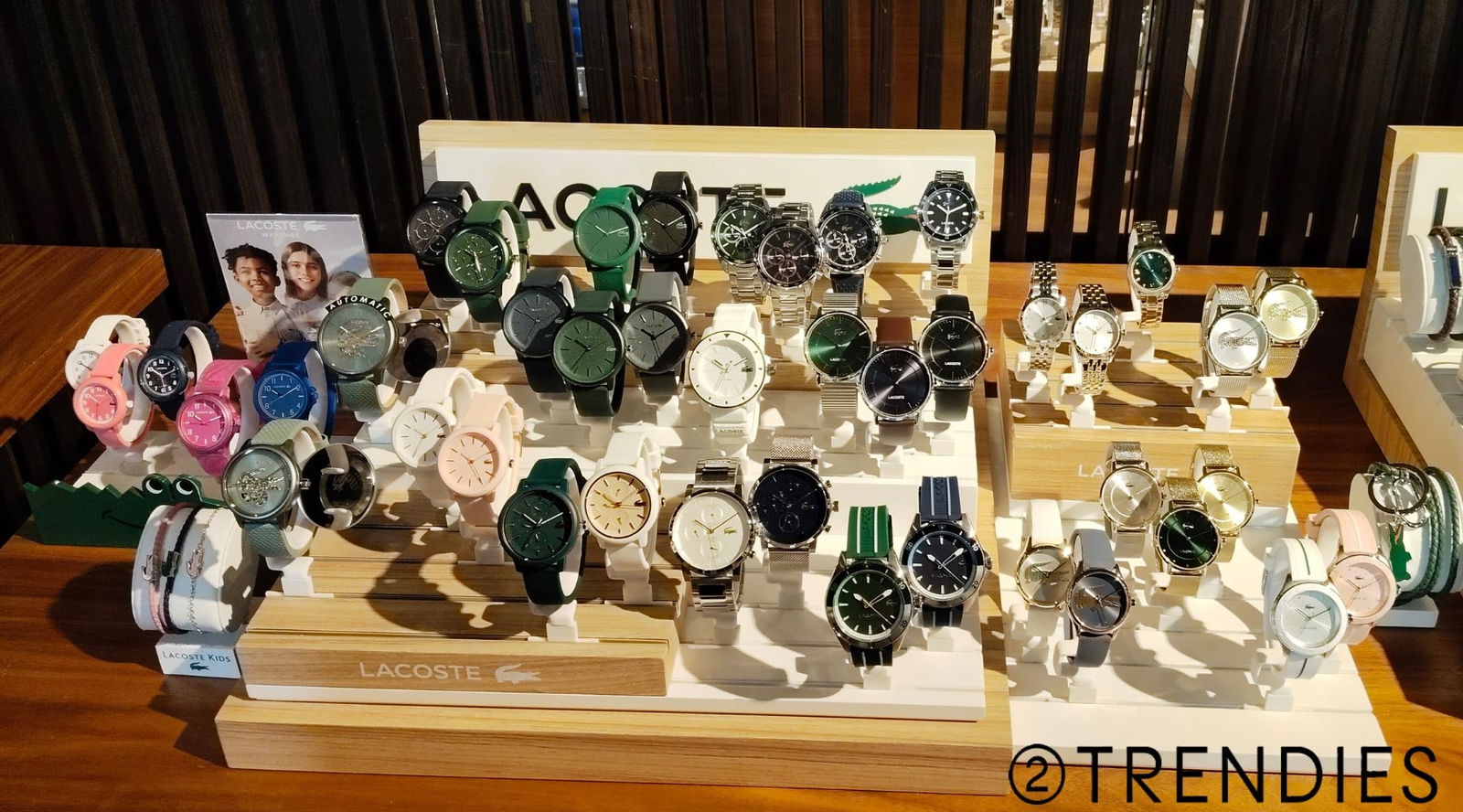 Lacoste presenta el LC33 Hybrid y amplía su colección de relojes con nuevos diseños para hombre, mujer y niño