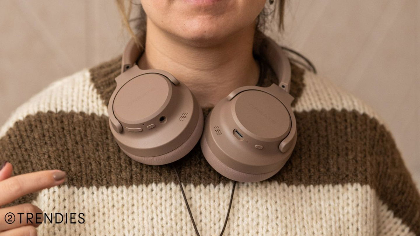 Mocha Mousse sin normas: 7 looks (y gadgets) para llevar el marrón de la forma más elegante