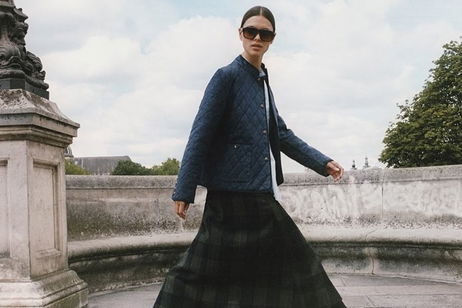 Del aire retro al british clásico: las faldas de cuadros más bonitas de la temporada