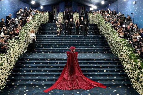 Cómo funciona la Met Gala: Invitaciones, precios y quién decide la lista