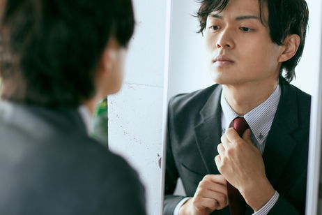 La sorprendente historia de la corbata: del campo de batalla a icono de la moda