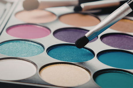 ¿Cuántos pinceles necesitas realmente para maquillar tus ojos? La guía definitiva que simplifica tu neceser ¿Cuántos pinceles necesitas realmente para maquillar tus ojos? La guía definitiva que simplifica tu neceser